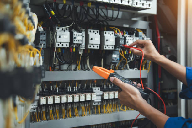 Best Circuit Breaker Repair  in Strawberry, CA
